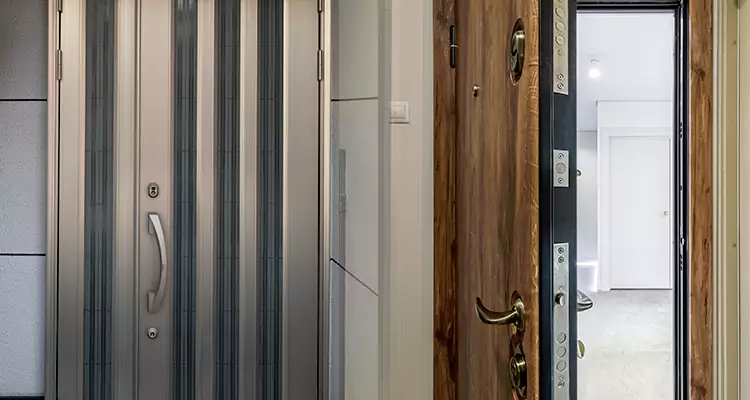 Burglar Proof Front Door Repair in Bellview, FL