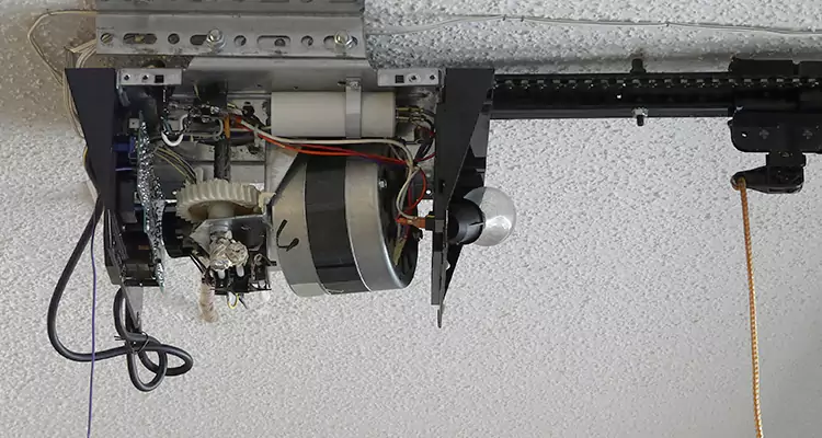Emergency Garage Door Opener Repair in Bellview, FL