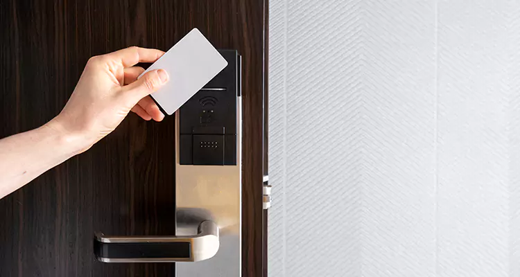 Why Choose Us for Hotel Keycard Lock Repair in Bellview, FL?