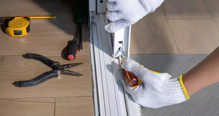 Screen Door Wheel Replacement in Bellview, FL