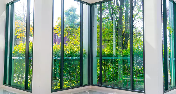 Emergency Balcony Door Glass Repair in Bellview, FL