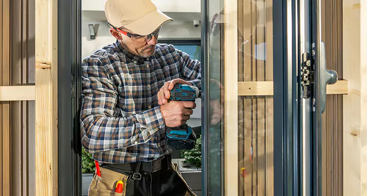 Top-Rated Patio Door Handle and Lock Repair Service for Homeowners in Bellview, FL