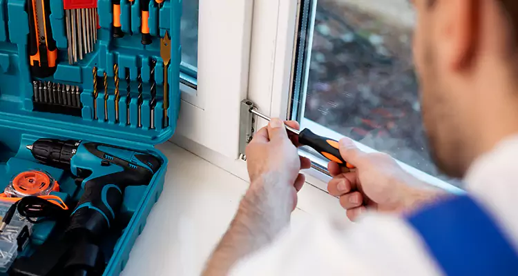 Mirrored Sliding Doors Replacement Expert in Bellview, FL